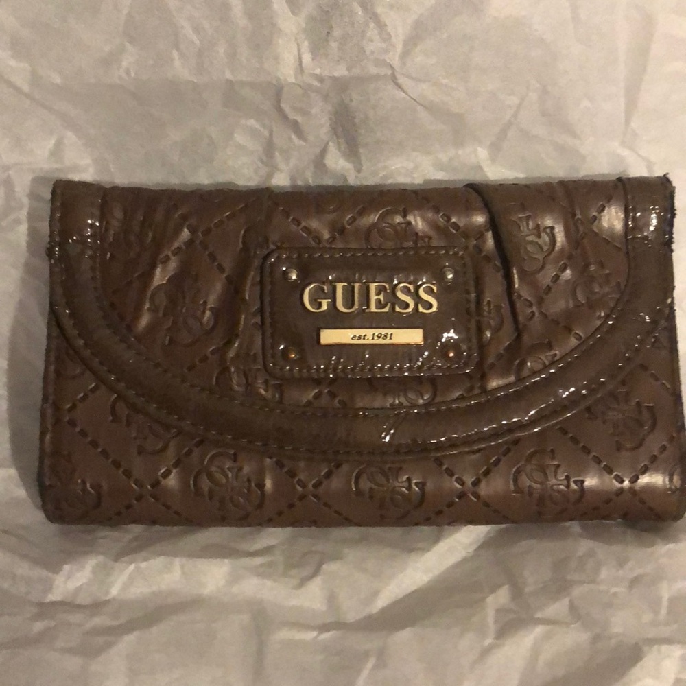 Guess wallet